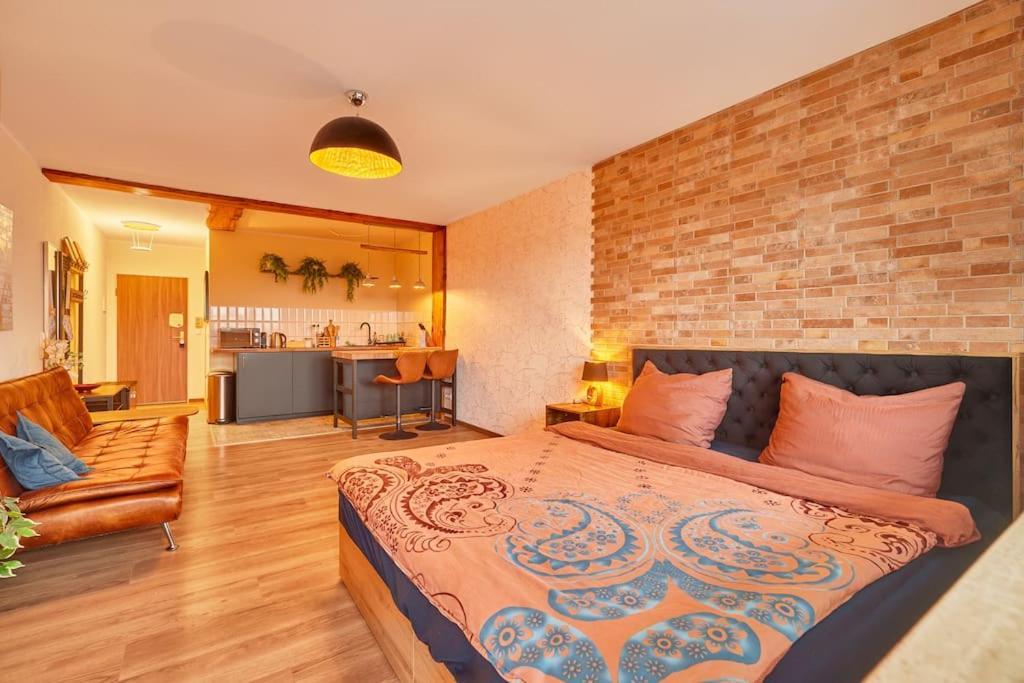 *Neues Loft*- Nahe Frankfurter Flughafen + Bahnhof Apartment Neu-Isenburg Luaran gambar